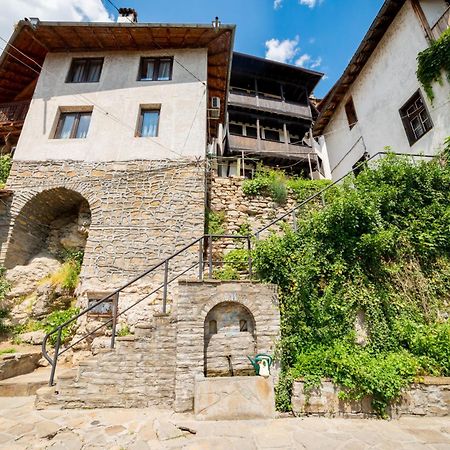 Iatrus Guest Apartment & Sauna Велико Търново Екстериор снимка