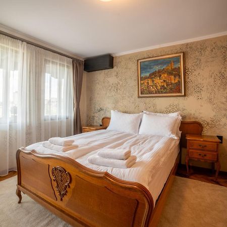 Iatrus Guest Apartment & Sauna Велико Търново Екстериор снимка