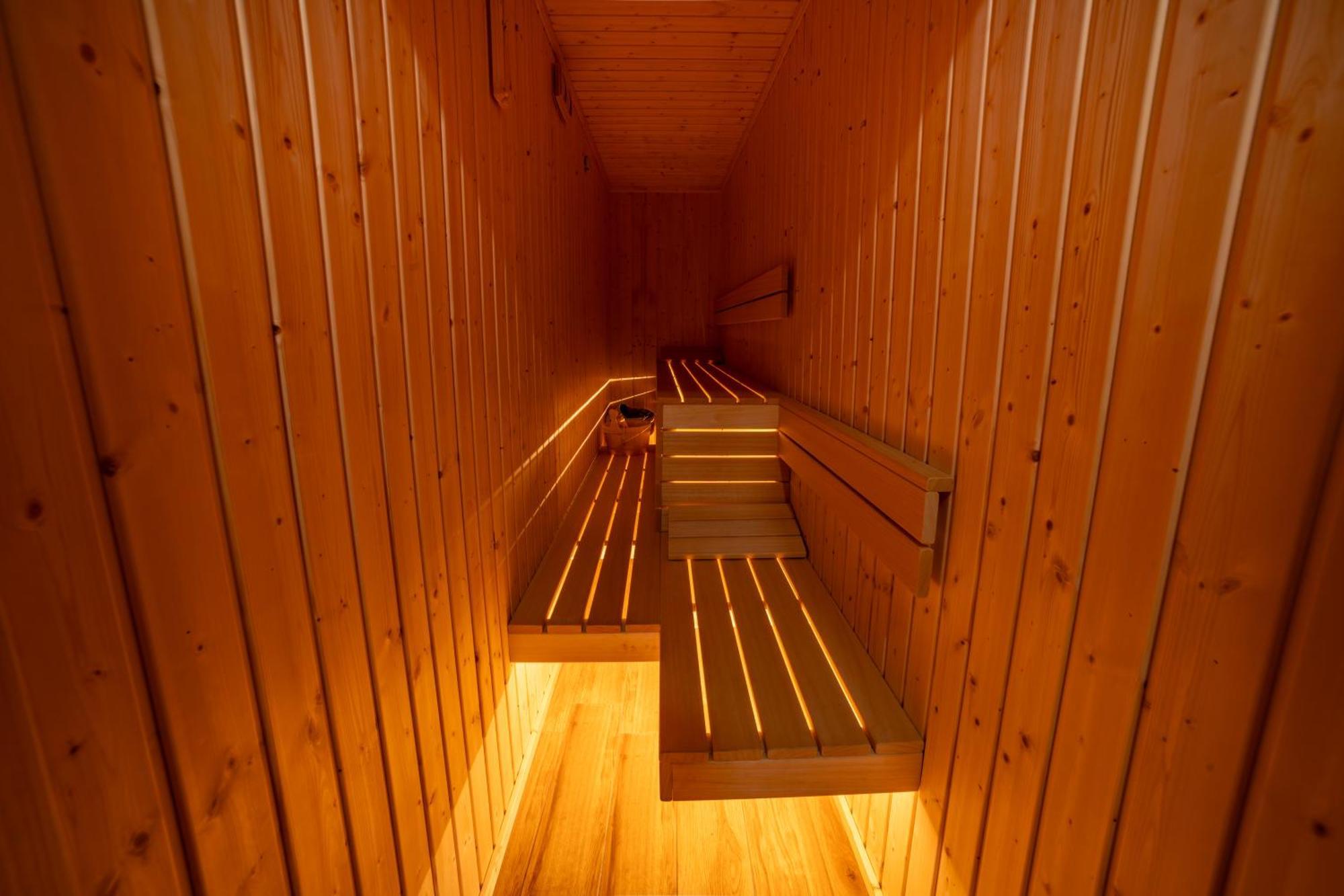 Iatrus Guest Apartment & Sauna Велико Търново Екстериор снимка