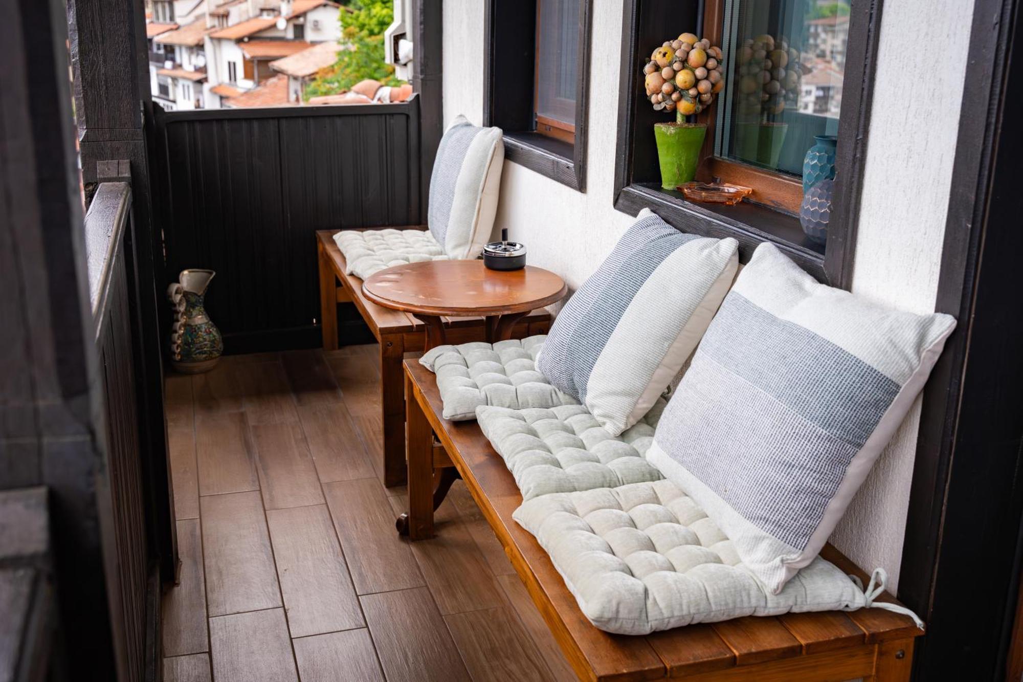 Iatrus Guest Apartment & Sauna Велико Търново Екстериор снимка