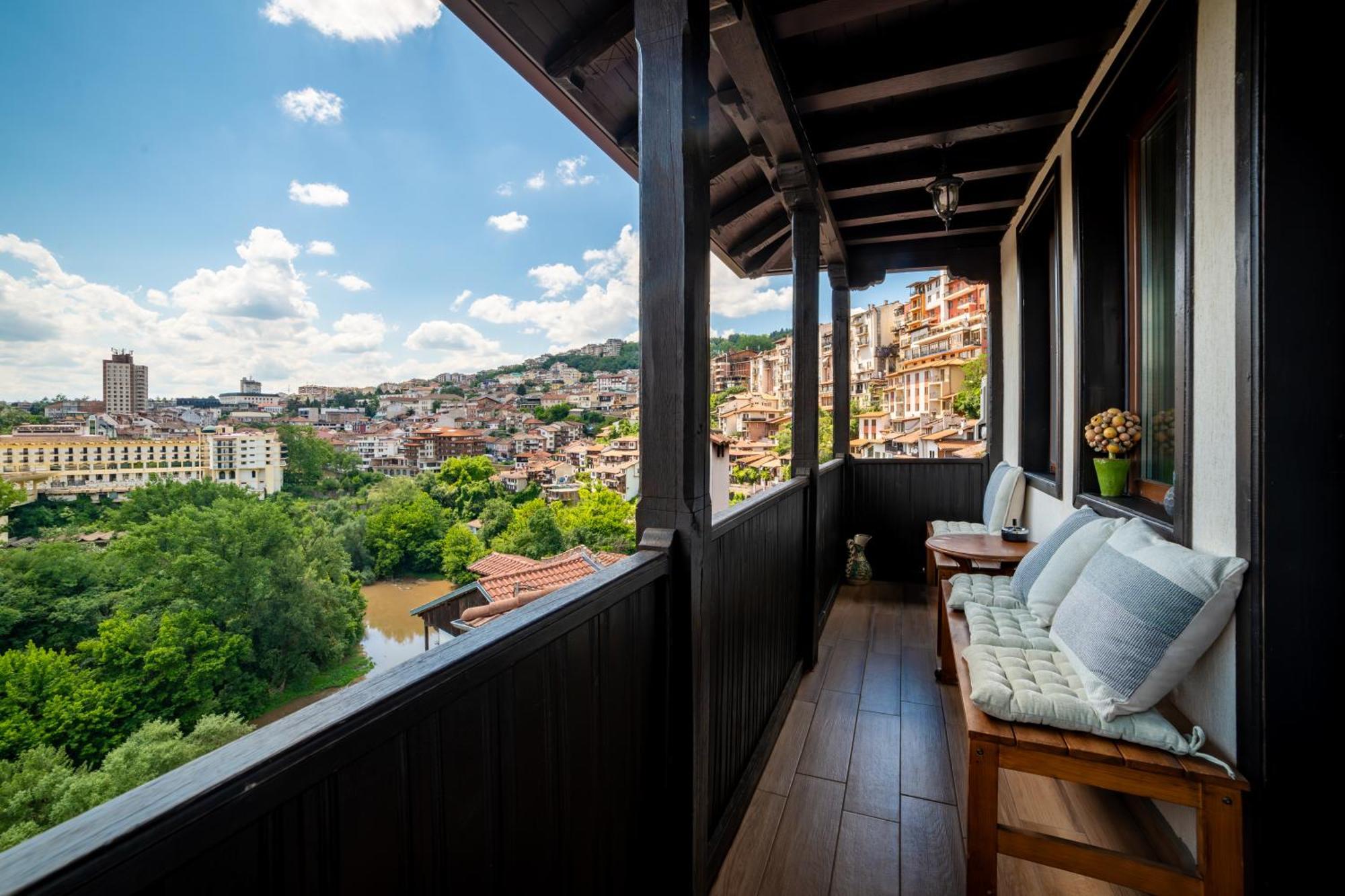 Iatrus Guest Apartment & Sauna Велико Търново Екстериор снимка