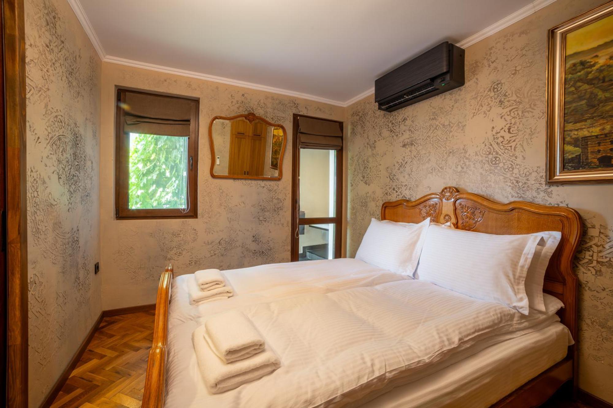 Iatrus Guest Apartment & Sauna Велико Търново Екстериор снимка