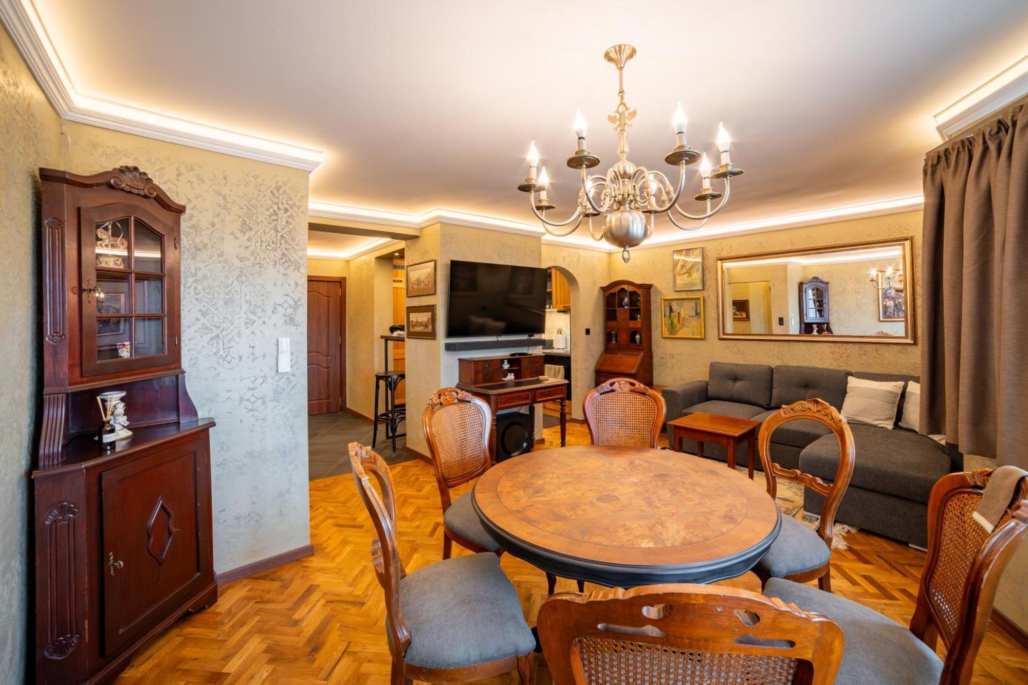 Iatrus Guest Apartment & Sauna Велико Търново Екстериор снимка